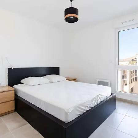 Appartamento T3 Climatisé Avec Wifi, Balcon Et Parking à 300m De La - - Fr-1-409-255 *