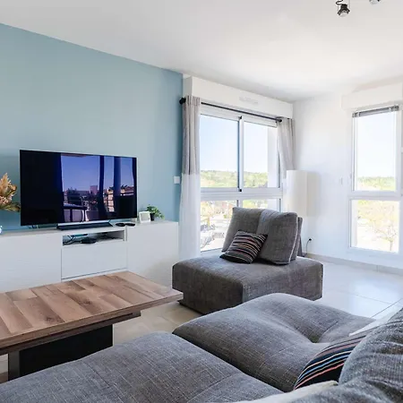 Lägenhet T3 Climatise Avec Wifi, Balcon Et Parking A 300m De La - - Fr-1-409-255 *