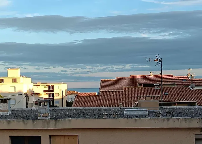 T3 Climatise Avec Wifi, Balcon Et Parking A 300m De La - - Fr-1-409-255 Narbonne